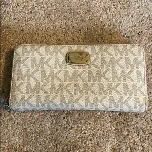 Michael Kors wallet